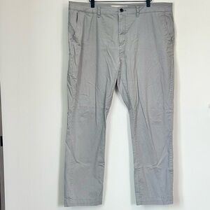 Tailor Vintage Men's Gray Classic Fit Chino Pants - Size: 42 x 32